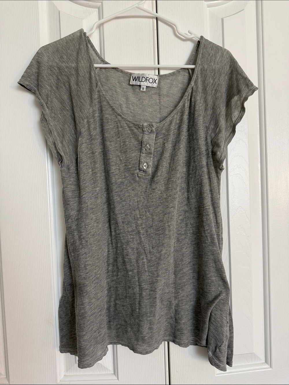 Wildfox Gray Scoop Neck Short Sleeve Henley Tee